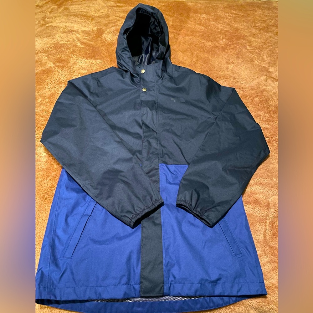 The North Face, Black and Blue, Boys Rain Jacket/ XL (18/20)